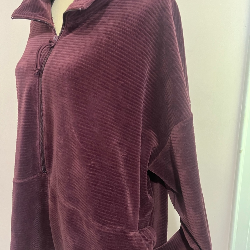 Lands End Red Oversized Top - Picture 12 of 14